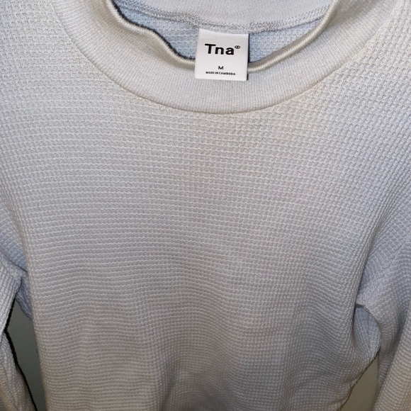 Medium TNA cropped ice blue long sleeve - Picture 2 of 3